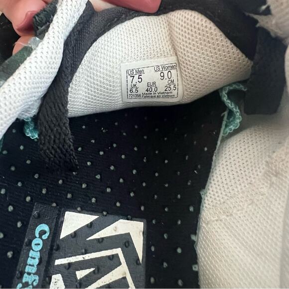 Vans Old Skool Black Green Tie-Dye Sneakers Unisex Men's 7.5 - Women's 9 - Picture 11 of 12